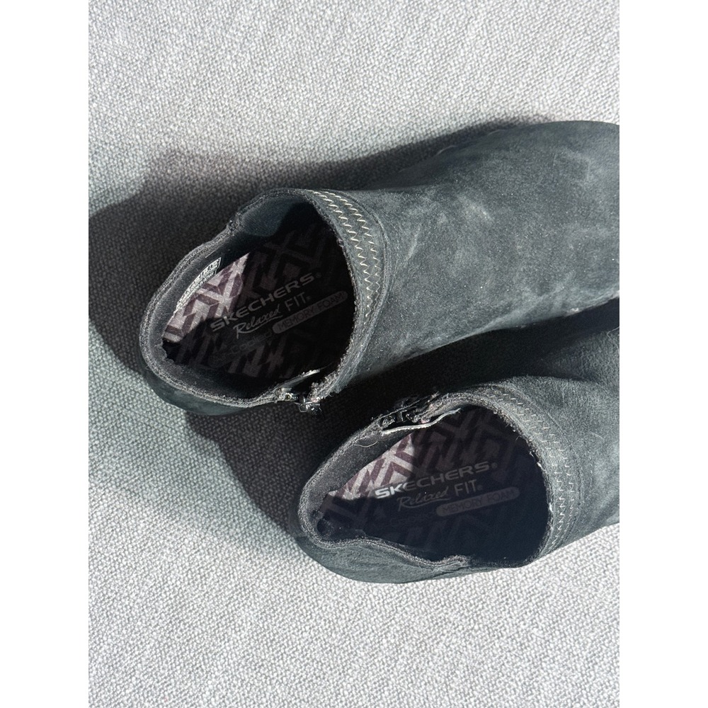 Skechers Relaxed Fit Black Suede Ankle Boots 49603 BBK Womens 9 - Picture 2 of 4